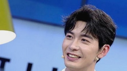 谢娜娱乐圈风波揭秘:真相与争议并存